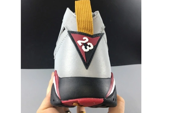 “REFLECTIVE CARDINAL” BV6281-006 AIR JORDAN 7 BV6281-006 0425